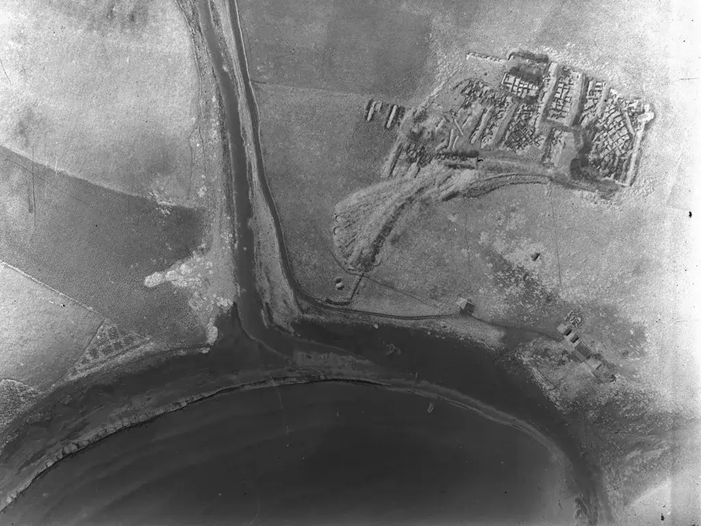 The First Emporion of the Bronze Age: The Rise and Fall of Ugarit - Aerial View of Minet el-Beida